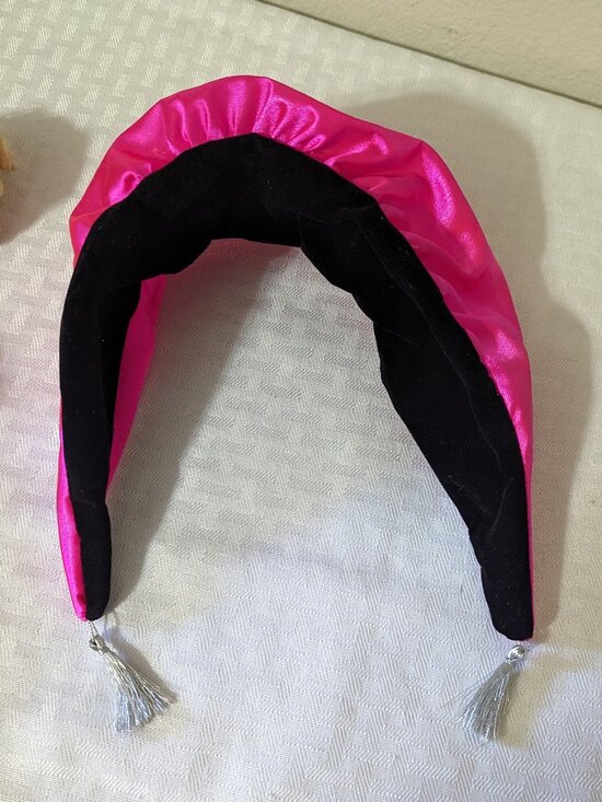 Vintage Holiday Barbie 1998 - Picture 8 of 9